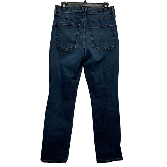 Veronica Beard Ryleigh Slim Straight High Rise Jean in Laguna Wash - Picture 4 of 11